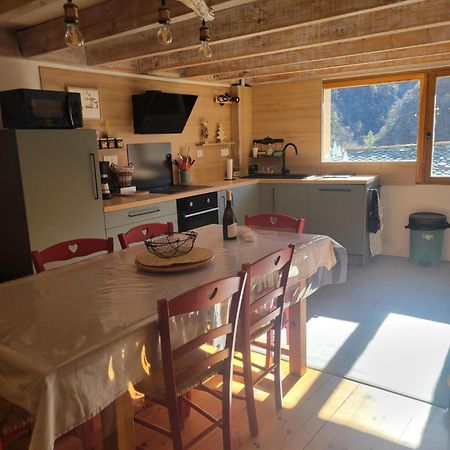 Paisible Maison Dans Les Pyrenees Fontpédrouse Kültér fotó